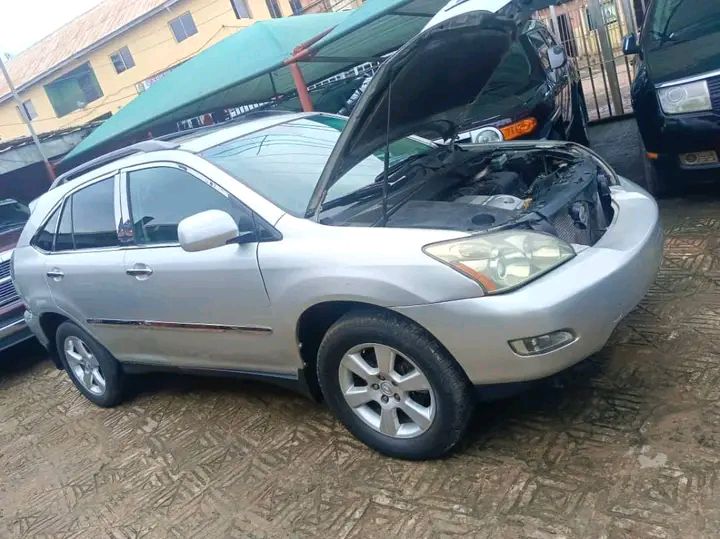 Lexus Rs 330 for sale at Mushin