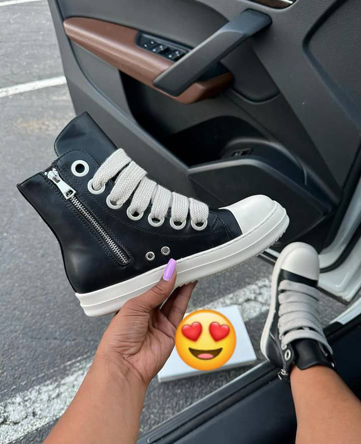Ladies fashion sneakers