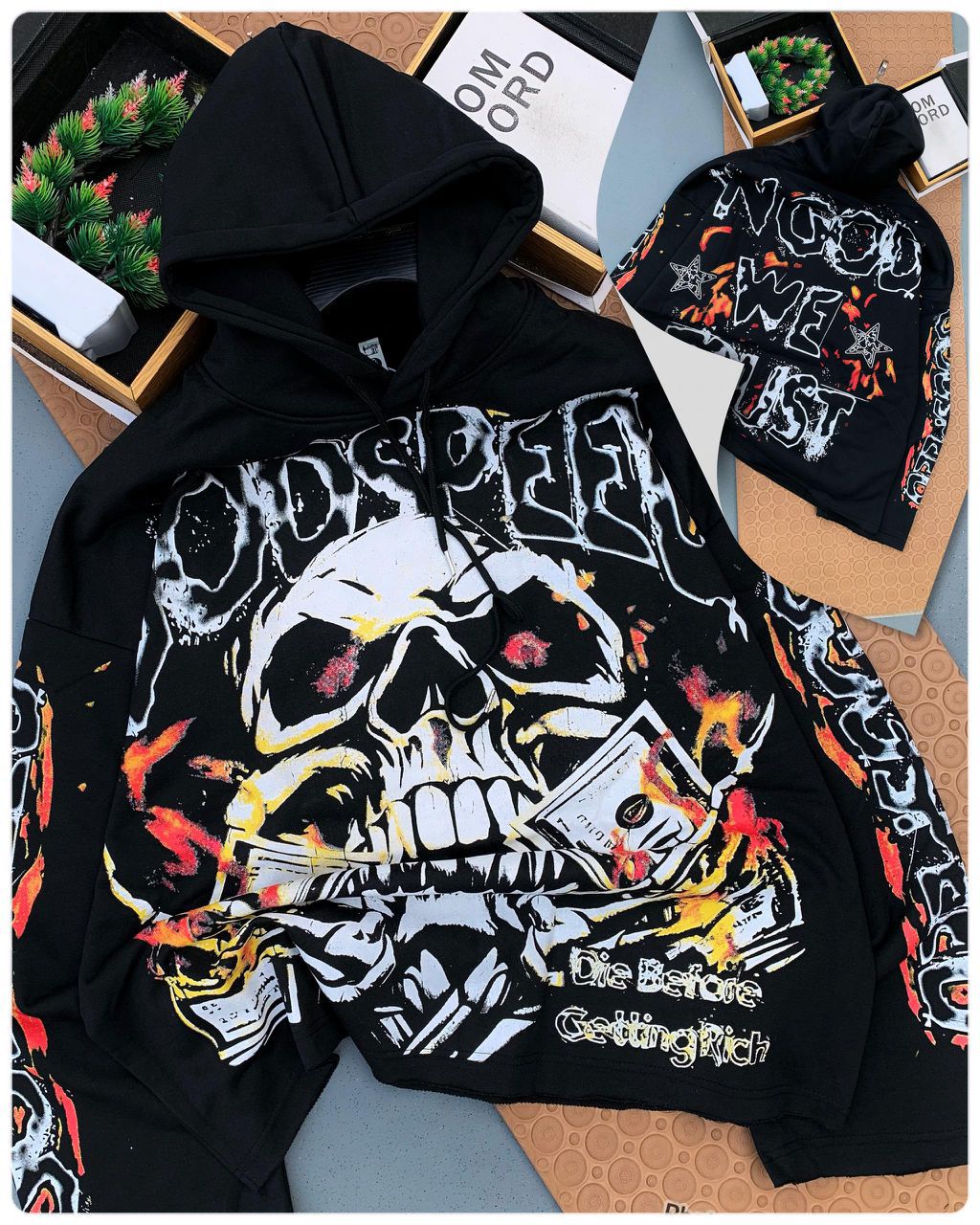 Men’s sweater