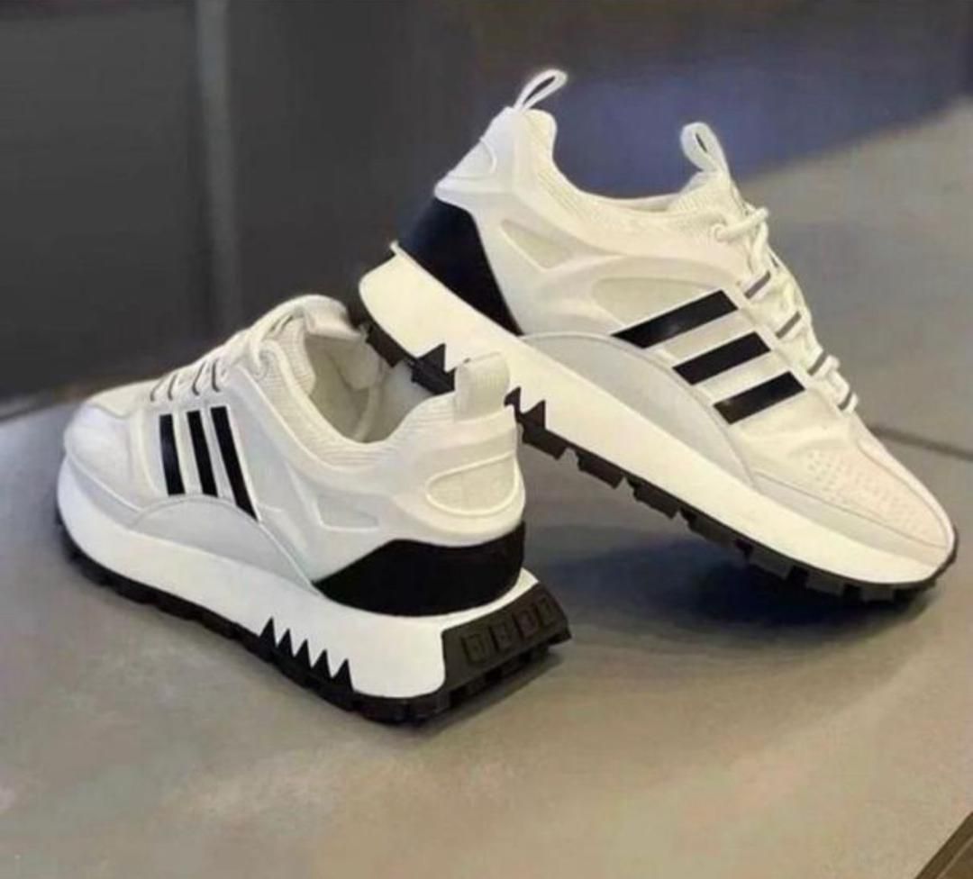 Men’s fashion quality sneakers