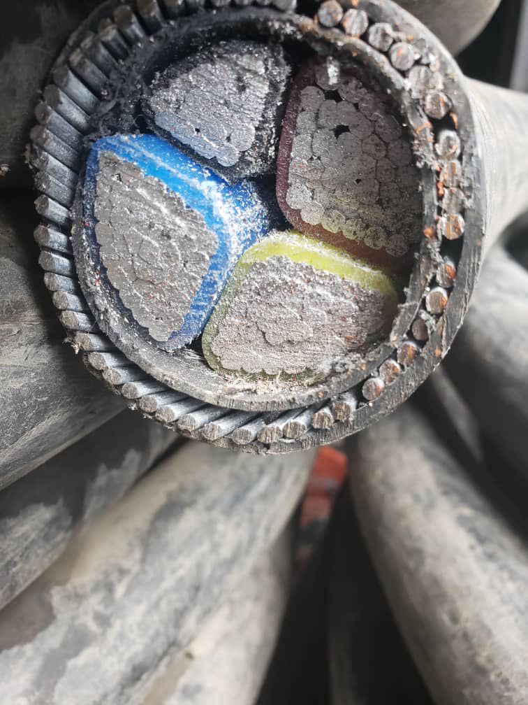 Armoured cable