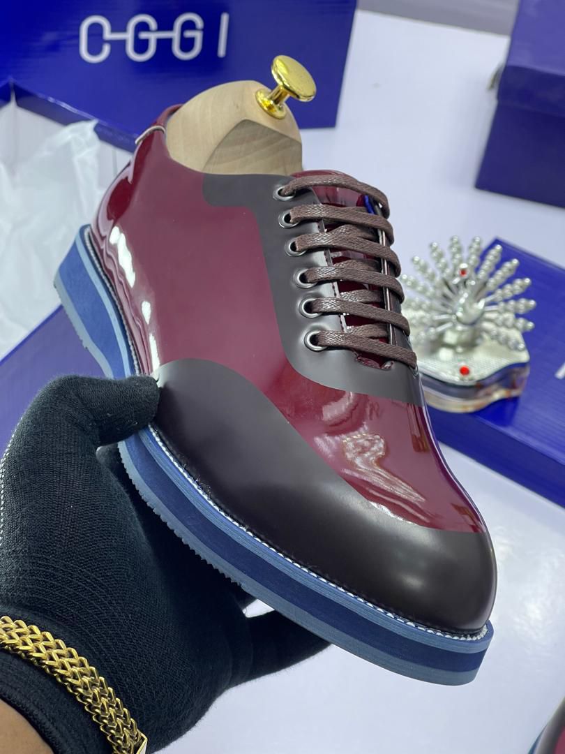 OGGi men’s fashion shoe