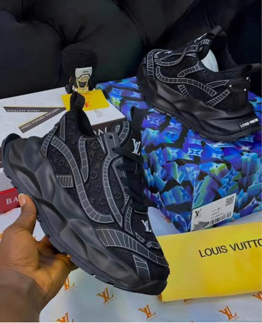 Louis Vuitton quality sneakers
