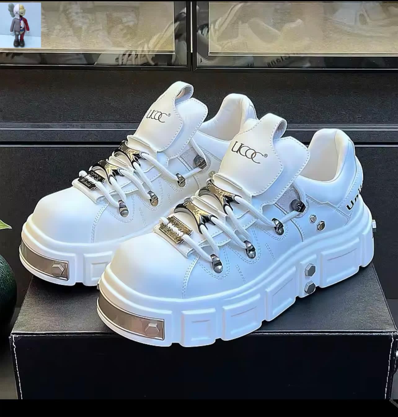 New leather Napa Blanca and Louis Vuitton sneakers