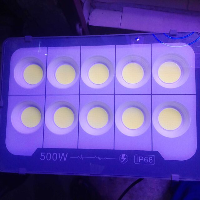 Ac flood light
