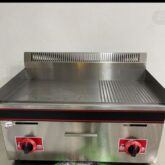 Snacks warm machine available