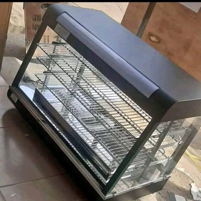 Snacks warm machine available